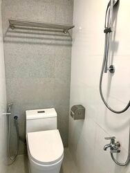 Lakepoint Condominium (D22), Condominium #562230221